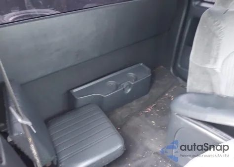 2000 Chevrolet S-10 Ls z USA, uszkodzony, nr VIN 1GCCS19W9Y8309158